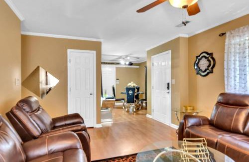 Greensboro House | Peaceful Getaway In Greensboro
