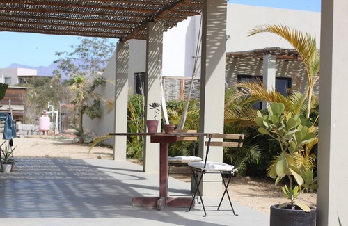 El Pescadero House | Peaceful Getaway in Pescadero