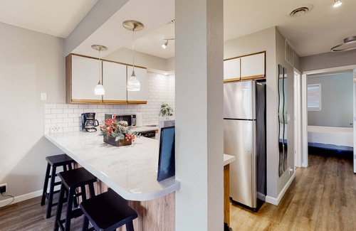 Notch Estates Condo | Peaceful getaway with a balcony, washer/dryer, AC - close to nearby attractions