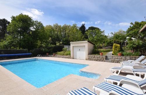 Sampzon House | Peaceful holiday home in Sampzon with pool