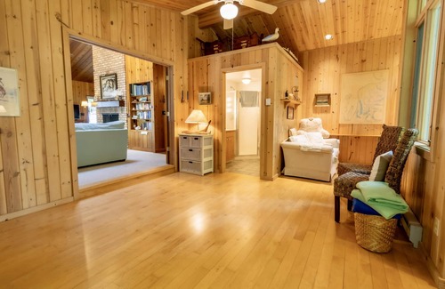 Northport House | Peaceful home on Grand Traverse Bay in Northport