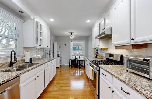 Cordesville House | Peaceful home with expansive views of the Ashley River w/outdoor living space