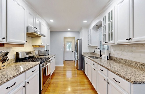 Cordesville House | Peaceful home with expansive views of the Ashley River w/outdoor living space