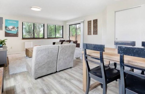 Alki House | Peaceful home w/ hot tub — Steps from the beach!