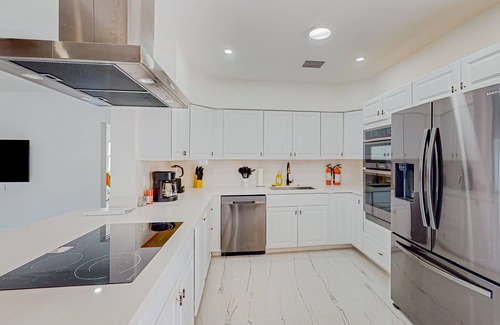 Edgewood House | Peaceful home with a pool, enclosed yard, firepit, and pool table - dogs ok