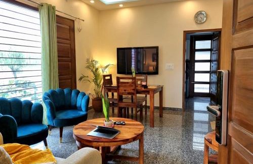 Mohali Villa | Peaceful Home2 Stay by Six Lane