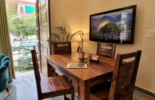 Mohali Villa | Peaceful Home2 Stay by Six Lane