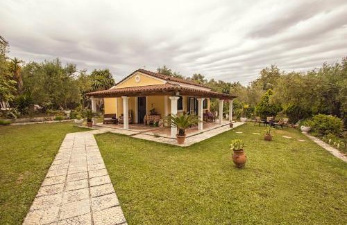 Doukades House | Peaceful house