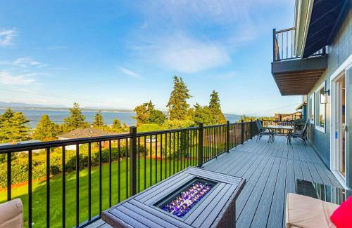Camano Island Apartment | Peaceful Island Getaway, Port Susan views with BBQ & Playroom