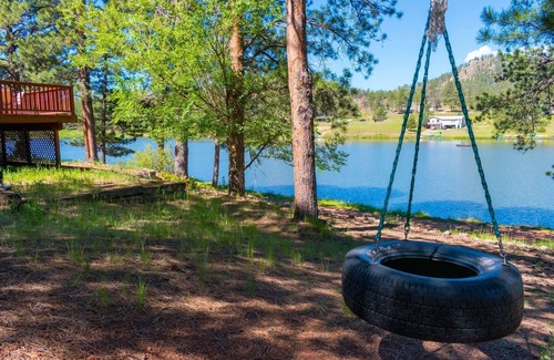 Westcreek House | Peaceful Lakefront Mountain House with Mountain Views in Westcreek CO, Wifi, Grill, Pets with Fee