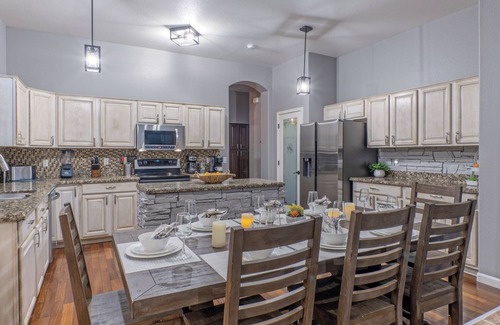 Chandler House | Peaceful Lakeside Setting w/4 Kayaks, Pvt Htd Pool, Game Room, Near Golf & Hiking/Biking Trails