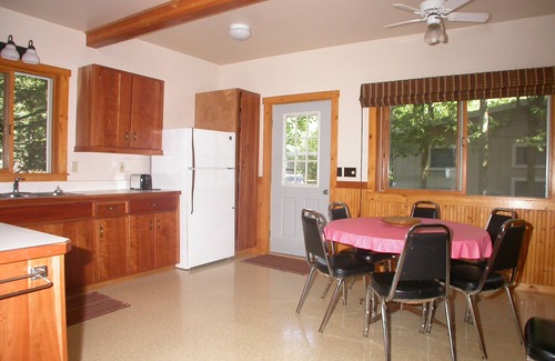 Glen Arbor Villa | Peaceful Lakeside Villa On Big Glen Lake. Gorgeous Views!