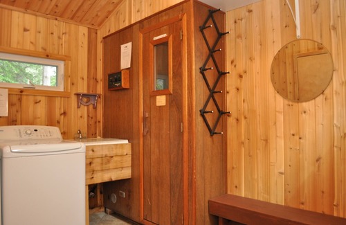 Glen Arbor Villa | Peaceful Lakeside Villa On Big Glen Lake. Gorgeous Views!