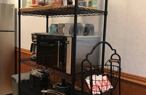 Seward Apartment | Peaceful Location in Town, Low-Mobility Friendly