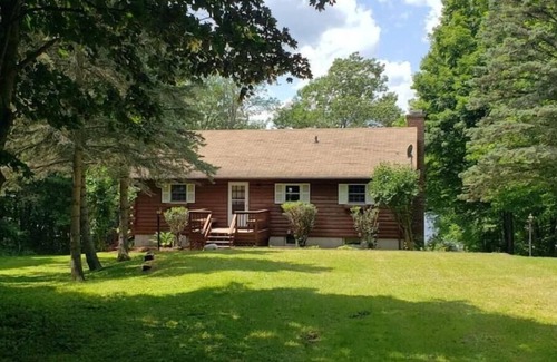 Grand Isle Cabin | Peaceful log home on lake Champlain with mooring