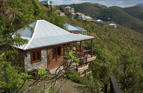 Estate Carolina Cottage | Peaceful, luxury villa with breathtaking views of Coral Bay and the BVIs