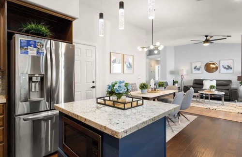 Highland Hills House | Peaceful & Modern 3 BR Las Vegas Home w/Hot Tub!