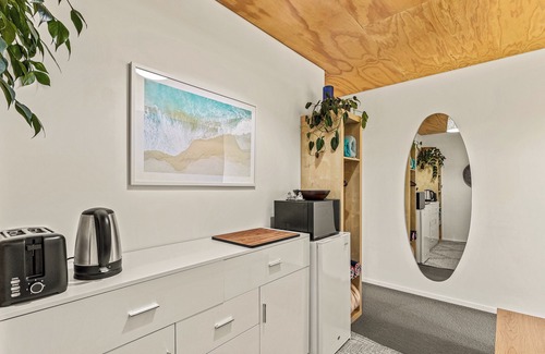 Bethlehem Apartment | Peaceful & Modern Bethlehem Guest Studio - Tauranga