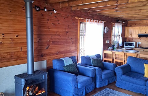 Fish Hoek House | Peaceful Mountain Home with Amazing Ocean Views and Power Backup