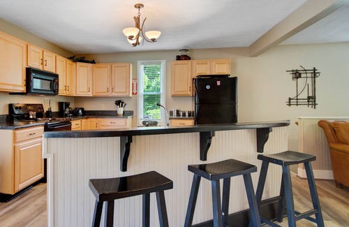Staffordsville House | Peaceful mountain retreat on Walker Creek