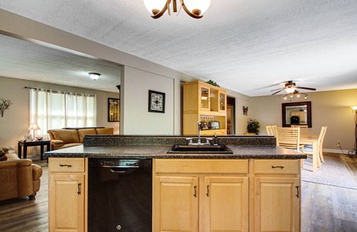 Staffordsville House | Peaceful mountain retreat on Walker Creek