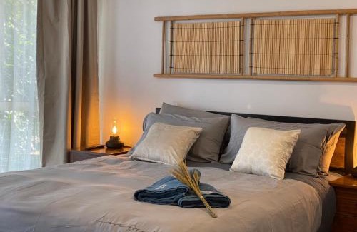 North Lakes House | Peaceful North Lakes Haven w A Touch of Zen