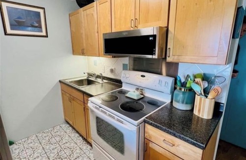 Maili Condo | Peaceful, oceanfront,1-bedroom condo with AC, WiFi, on the west coast of Oahu.