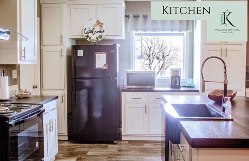 Graham House | Peaceful Pastures near PK Lake