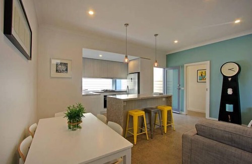 Queenscliff House | Peaceful, pet-friendly, central retreat - located at Queenscliff