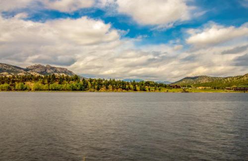 Estes Park Apartment | Peaceful Pines in the Rockies