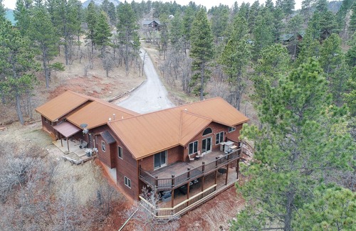 Spearfish House | Peaceful Pines Mountain Retreat In Spearfish SD