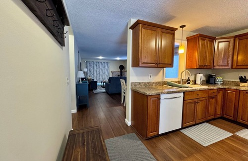 Center Conway Condo | Peaceful Pines Saco River Getaway