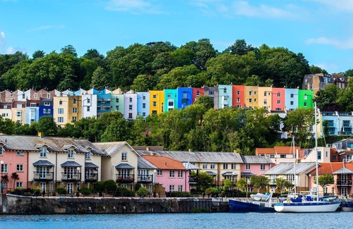 Cotham Apartment | Peaceful & Pretty 2 Bedroom Flat Near Beautiful Clifton