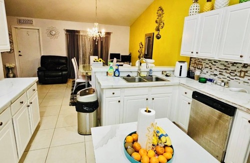 Joel House | Peaceful & Private! Close to Everything!
