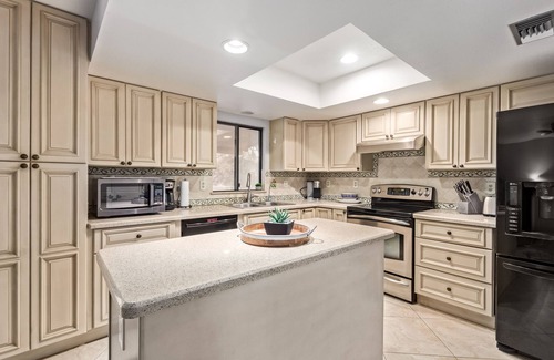 Fountain Hills House | Peaceful, private home with pool & hot tub