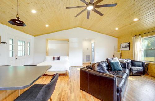 Purlear House | Peaceful Purlear Vacation Rental with Creek Access!