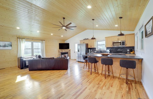 Purlear Cabin | Peaceful Purlear Vacation Rental w/Creek Access!