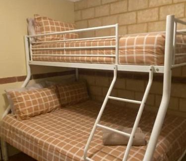Strathalbyn Apartment | Peaceful retreat
