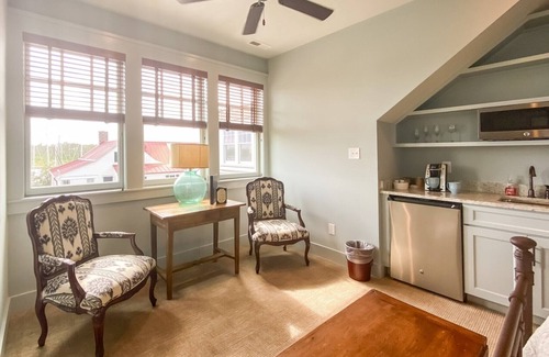 Oriental Hotel | Peaceful Retreat in Coastal NC - River Dunes