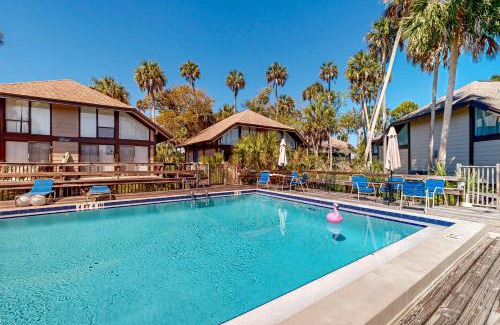Crystal River Apartment | Peaceful River Bungalow