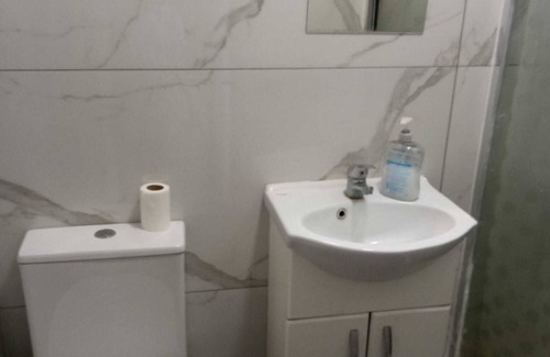 Forest Gate House | Peaceful room in a 4 bedroom, 2 bathroom shared house