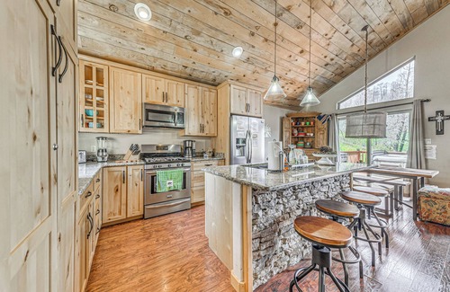 Ruidoso Cabin | Peaceful Ruidoso Cabin: Ideal Mountain Getaway!