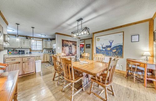 Ruidoso Cabin | Peaceful Ruidoso Cabin: Hot Tub, Mountain Views!