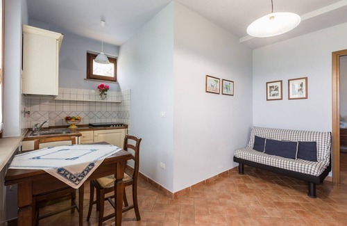 Cannara Villa | Peaceful rural countryhouse with pool close to Assisi