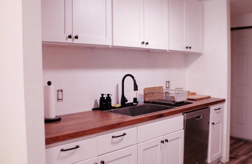 Federal Way Condo | Peaceful Sanctuary 2 bed