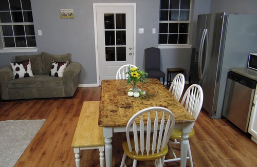 Harrison Cottage | Peaceful. Scenic. Away from it All.