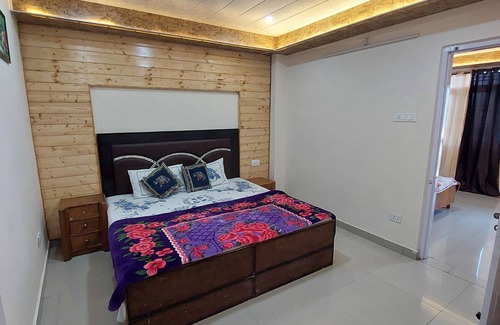 Shimla House | Peaceful stay only 40min walk to mall road