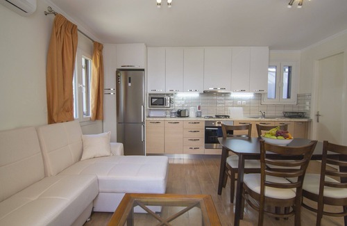 Lakka Apartment | Peaceful Studio in the village of Lakka