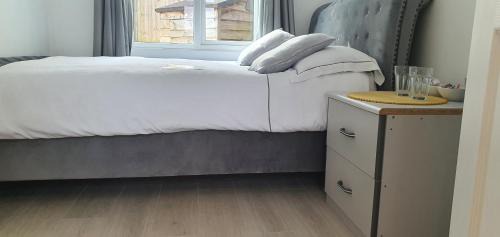 Trowle Common Apartment | Peaceful time