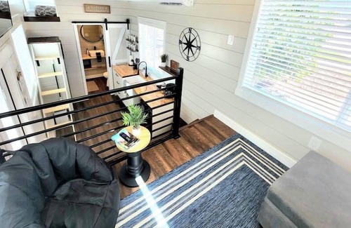 Apple Valley Apartment | Peaceful Tiny Home with private deck-fire pit-bbq